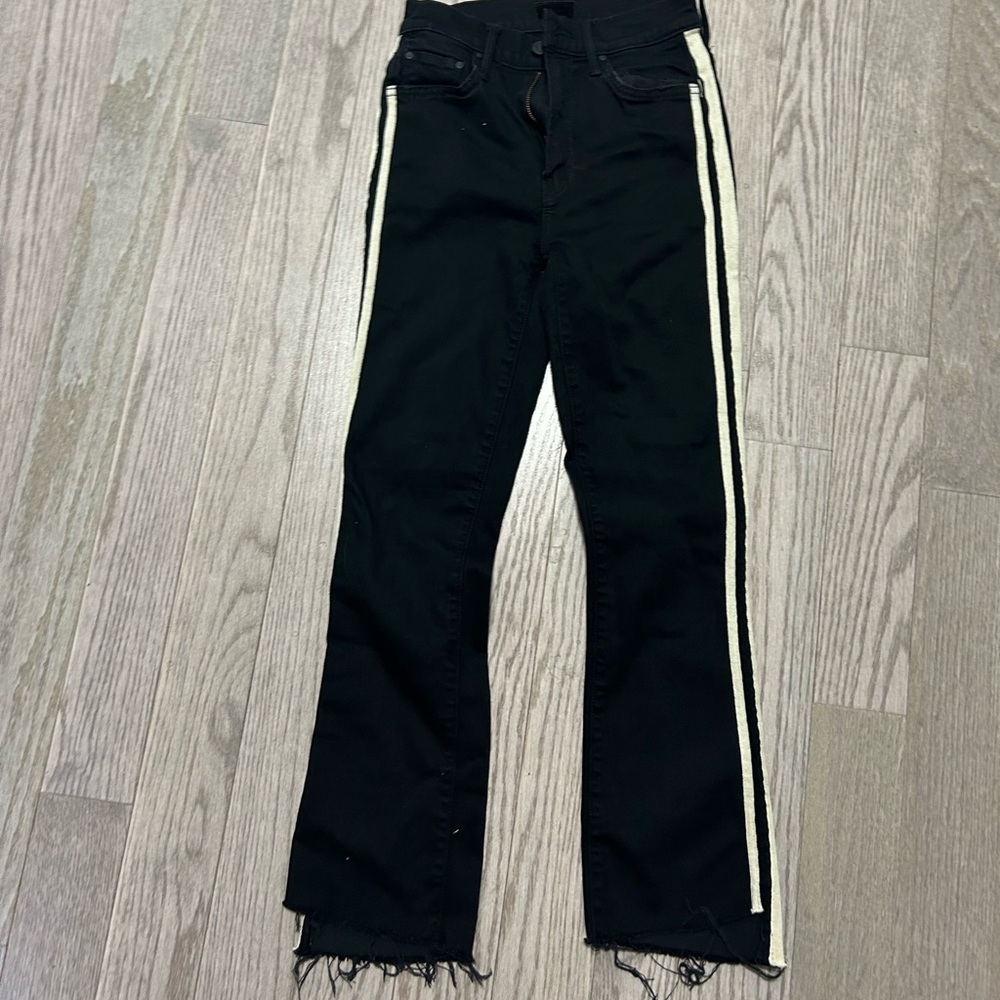 MOTHER jeans insider crop step fray